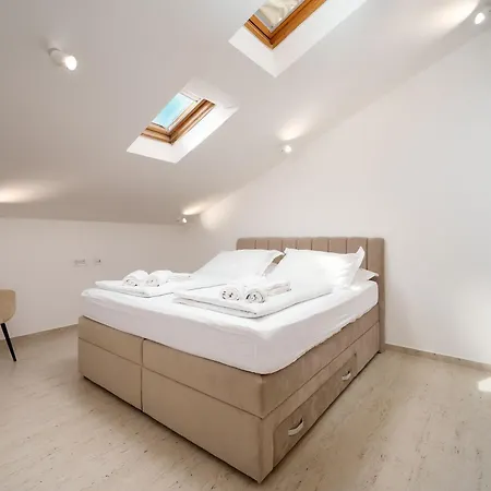 Dreamscape * Makarska